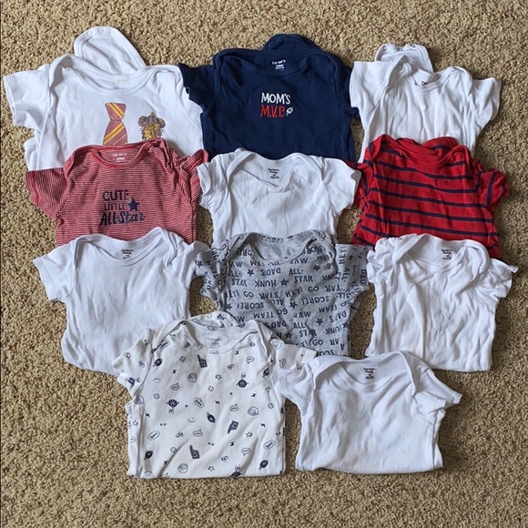 Carter's Other - Bundle of 11 short sleeved boys onesies - 24M
